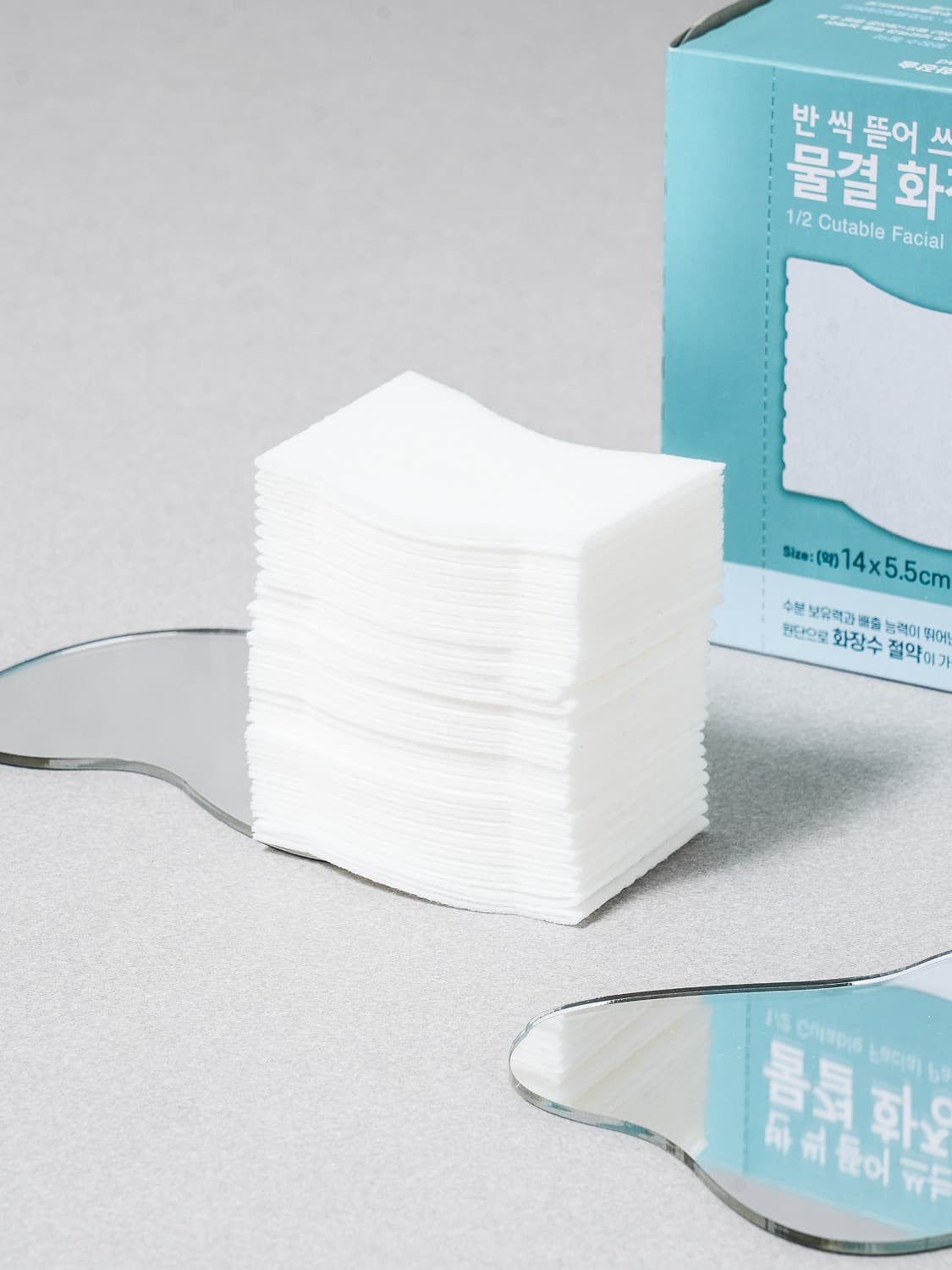 Half Wave-textured Cotton Pads · 72 pads · 1